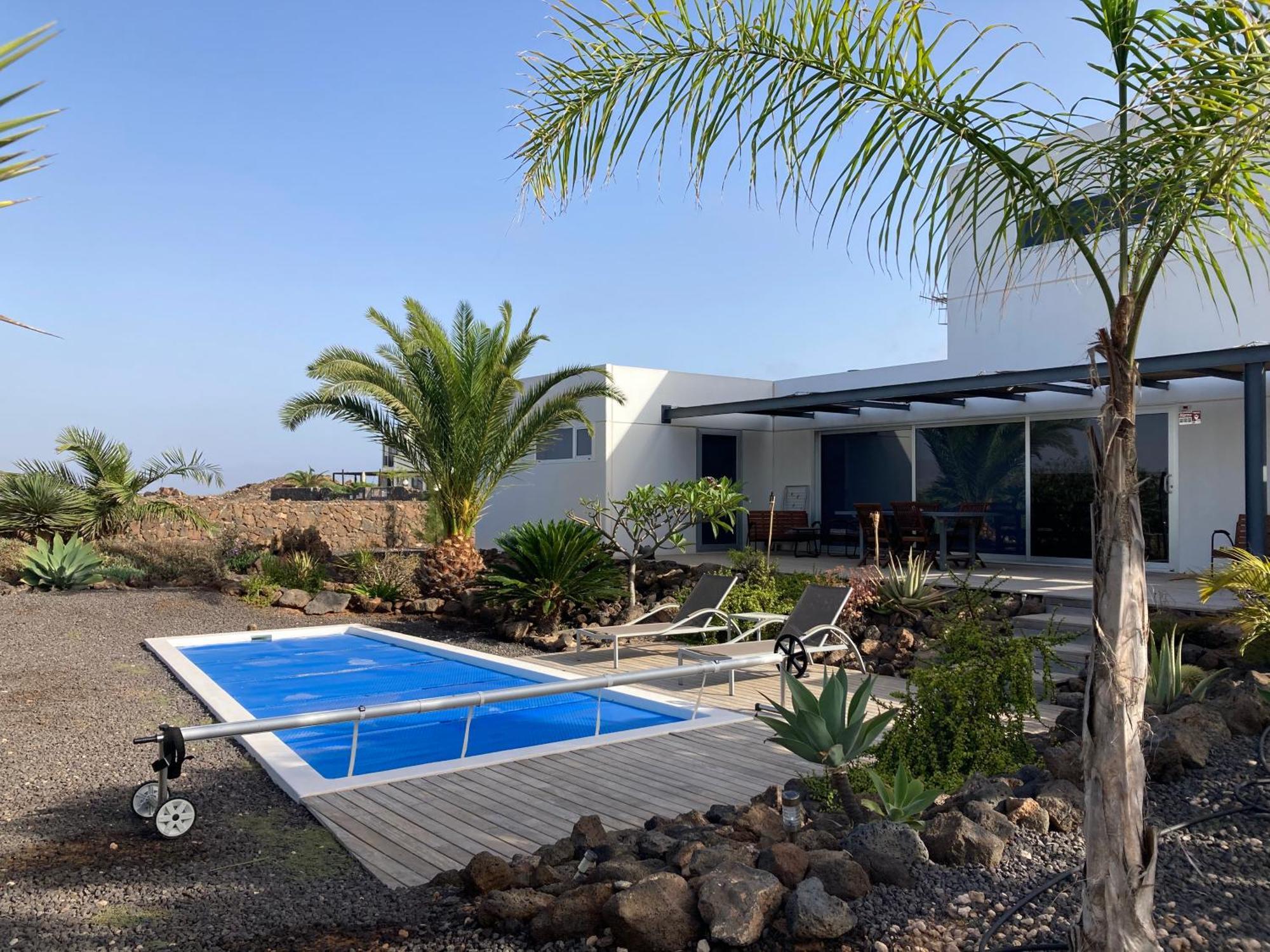 Majanicho Rock - Villa With Heated Pool Lajares Εξωτερικό φωτογραφία
