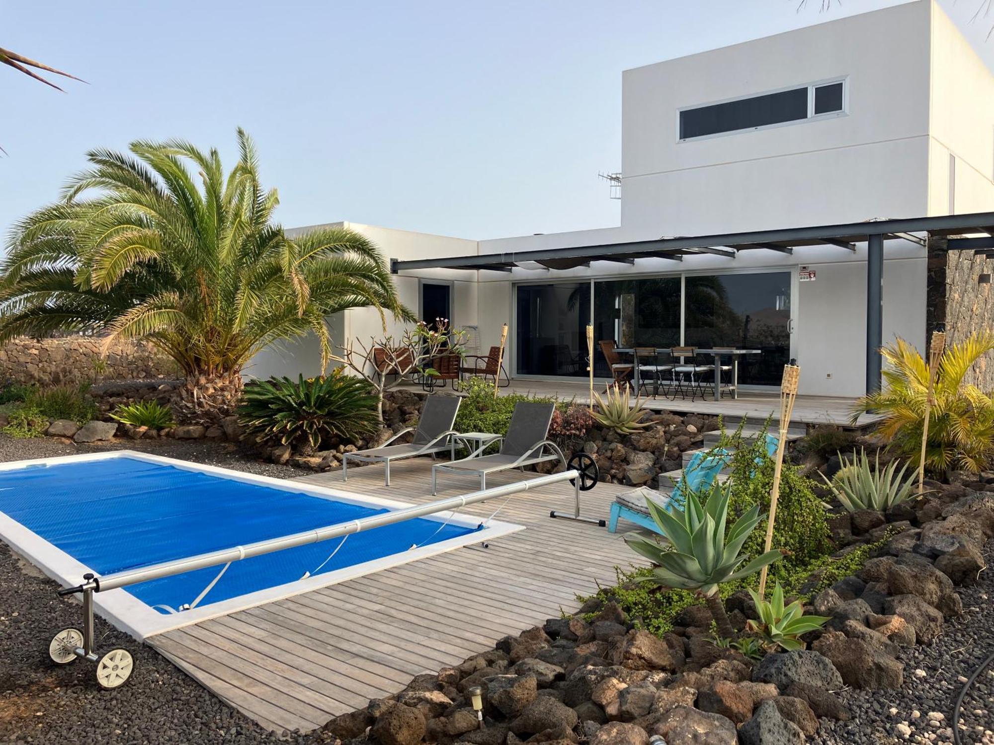 Majanicho Rock - Villa With Heated Pool Lajares Εξωτερικό φωτογραφία